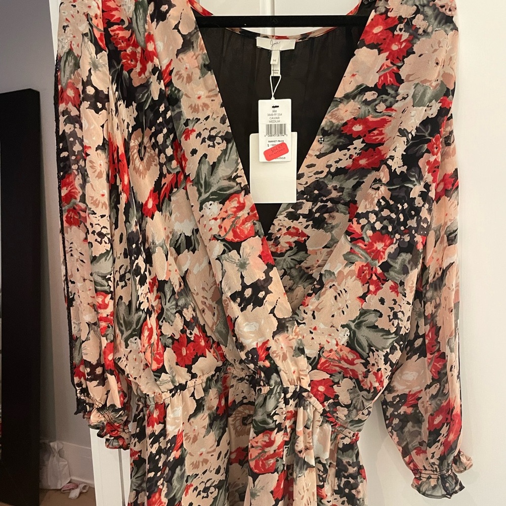 Joie floral romper. New with tags